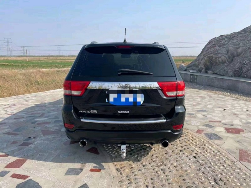 邢臺11年Jeep大切諾基4