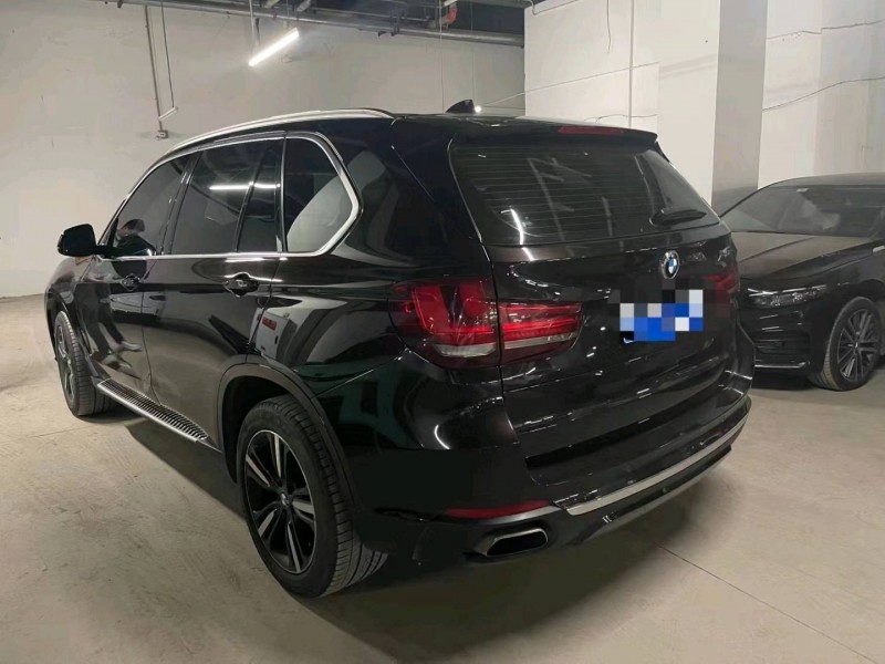重慶17年寶馬X54