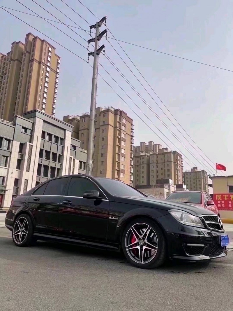 青島13年奔馳AMG3