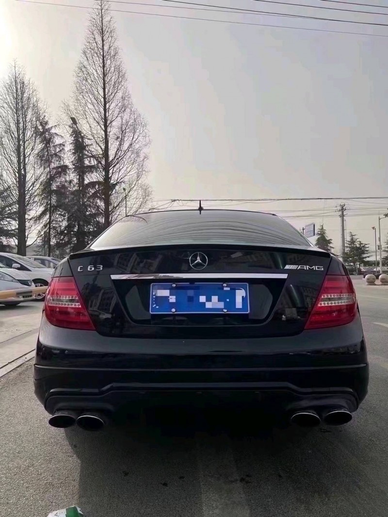 青島13年奔馳AMG6