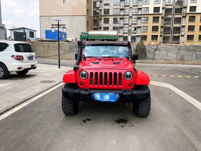 太原13年Jeep牧馬人1
