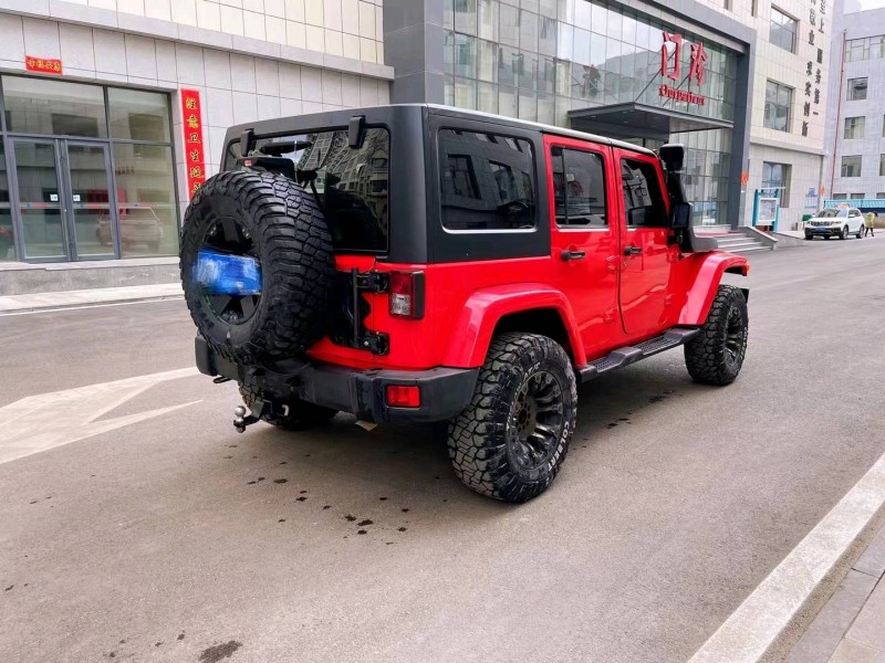 太原13年Jeep牧馬人7