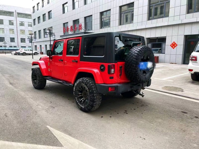 太原13年Jeep牧馬人8