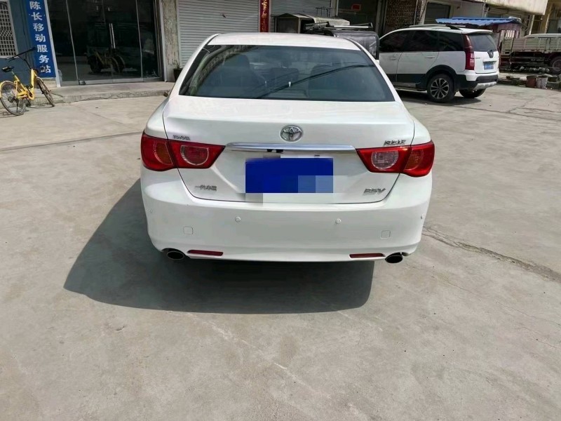 北京12年丰田锐志2