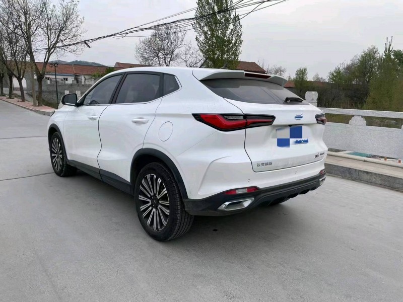 青島21年長安汽車歐尚3