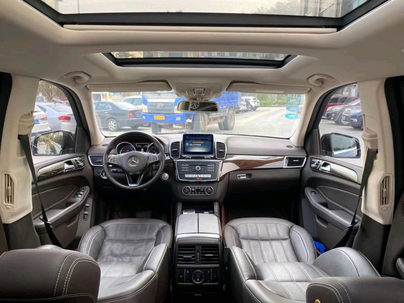 東莞18年奔馳GLS5