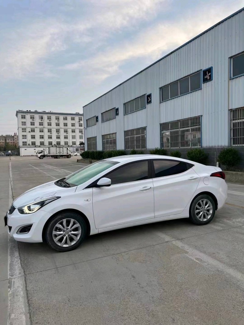 北京18年现代朗动6