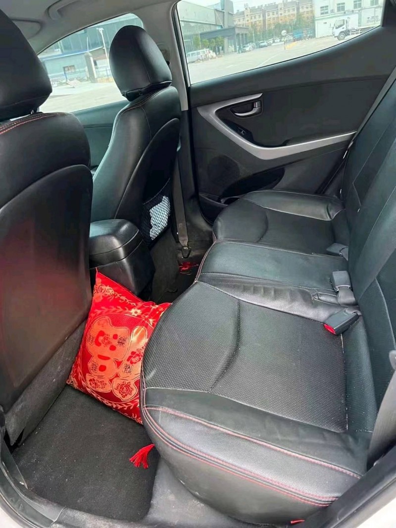 北京18年现代朗动4