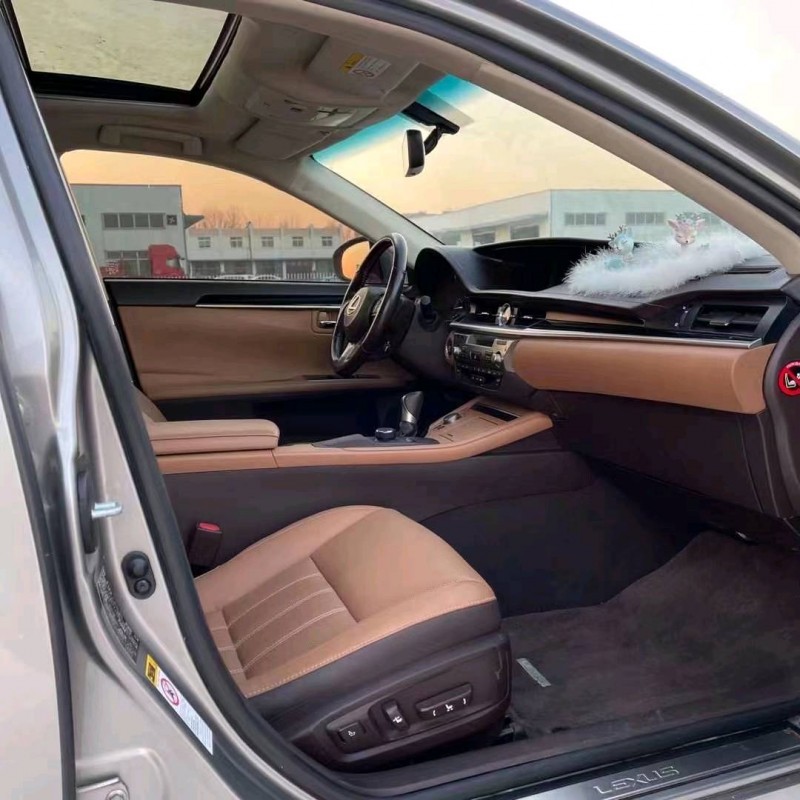 北京17年雷克萨斯ES1