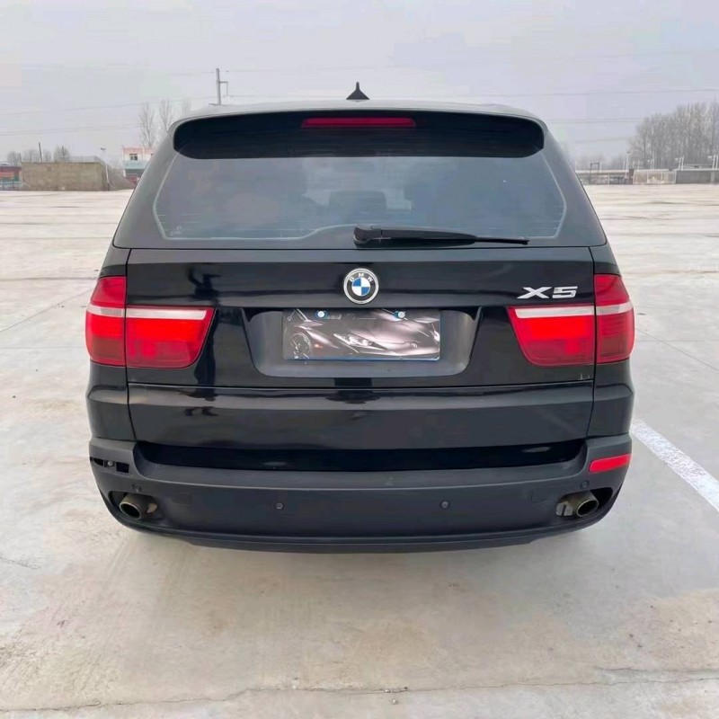 北京11年宝马X57