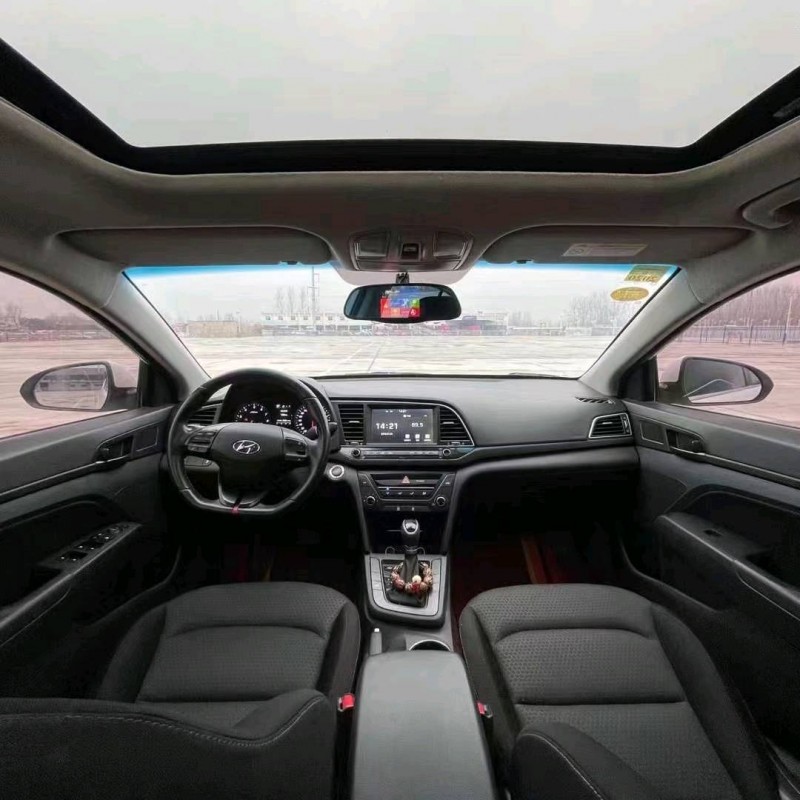 北京18年现代领动8