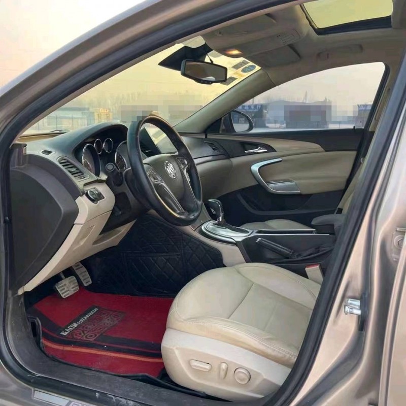 北京10年别克君威8