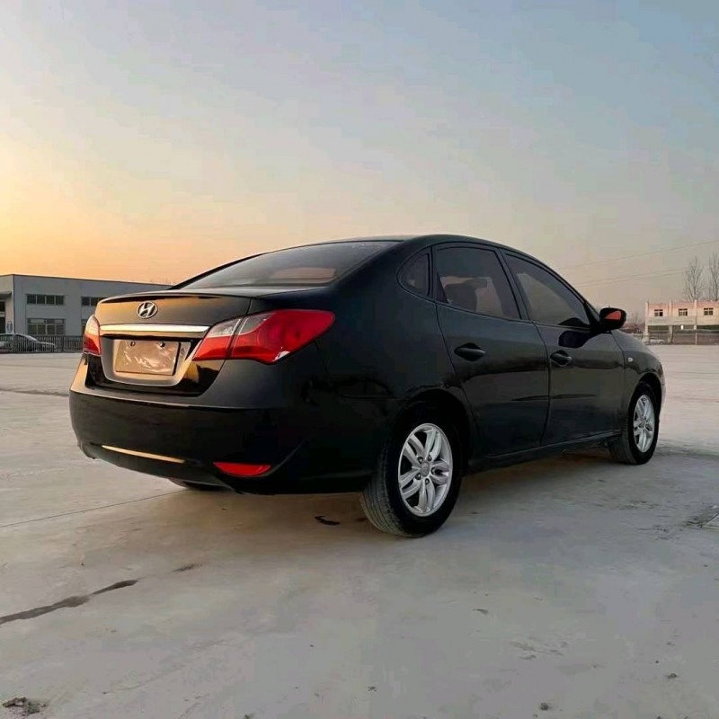 北京12年现代悦动4