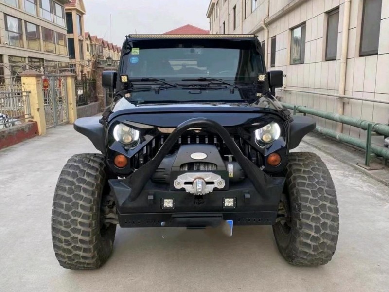 青島13年Jeep牧馬人1