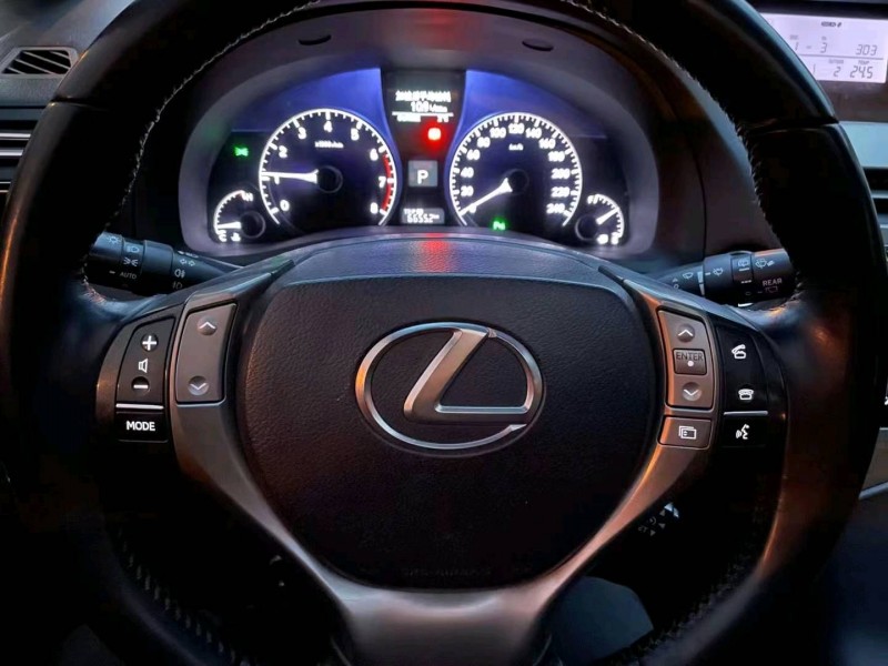 北京13年雷克萨斯RX9