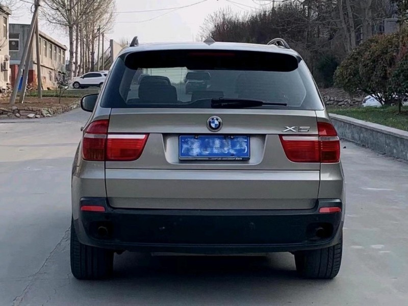 青島08年寶馬X54