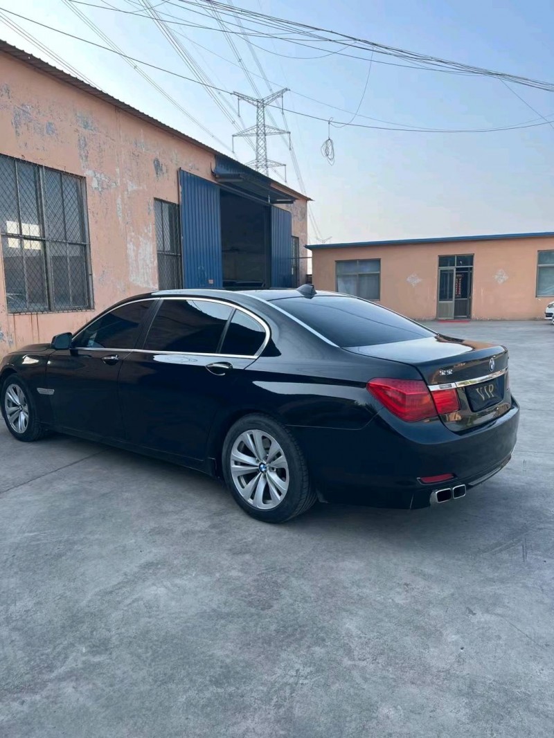 济宁11年宝马7系4