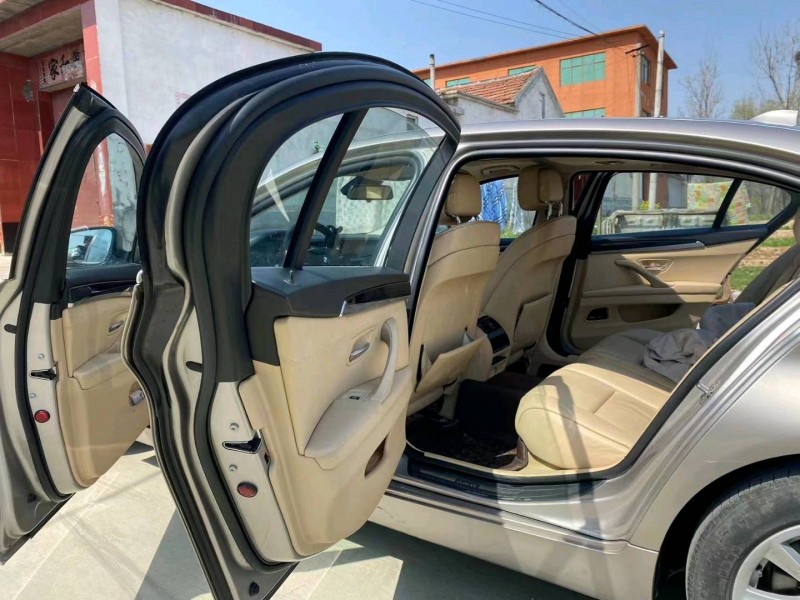 北京11年宝马5系9