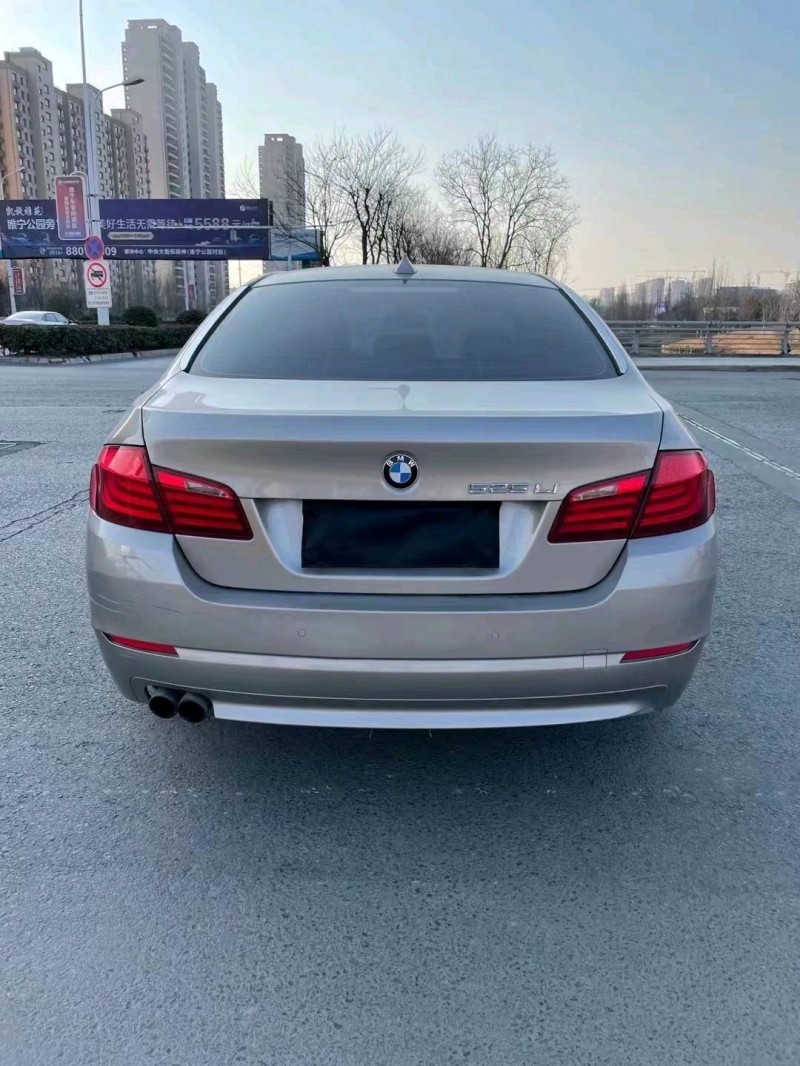 徐州13年宝马5系4
