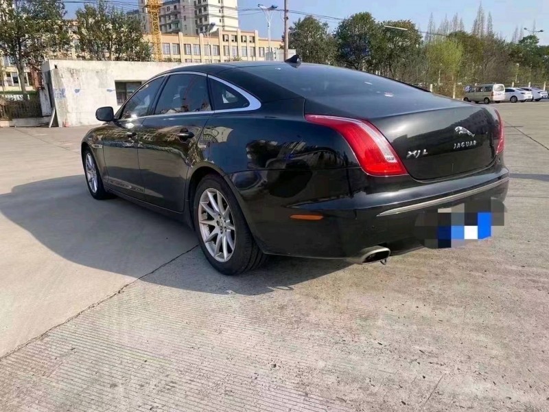 蘇州13年捷豹XJL7