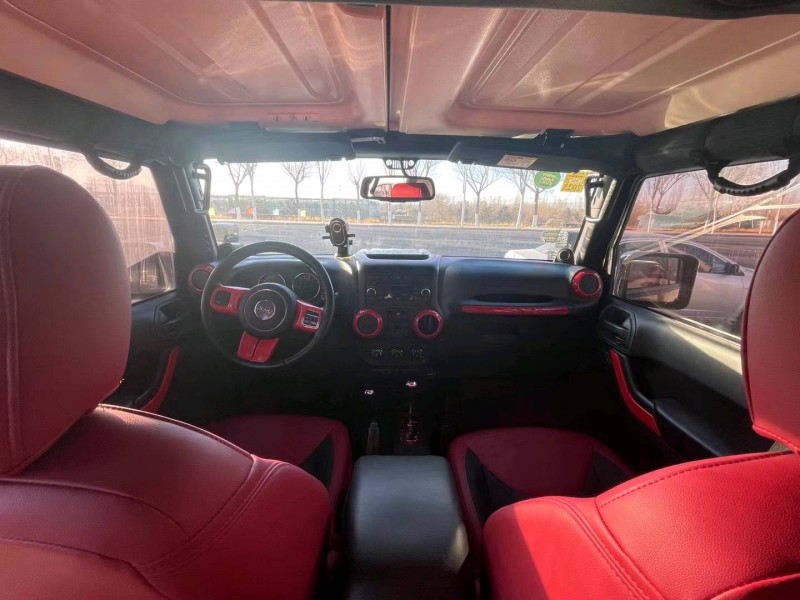 邢臺15年Jeep牧馬人5