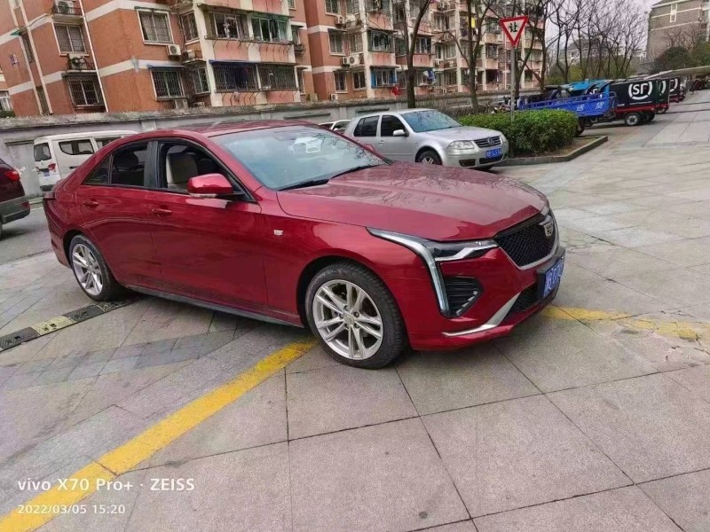 湖州20年凱迪拉克CT42