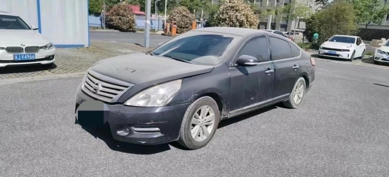 湖州12年日產天籟1