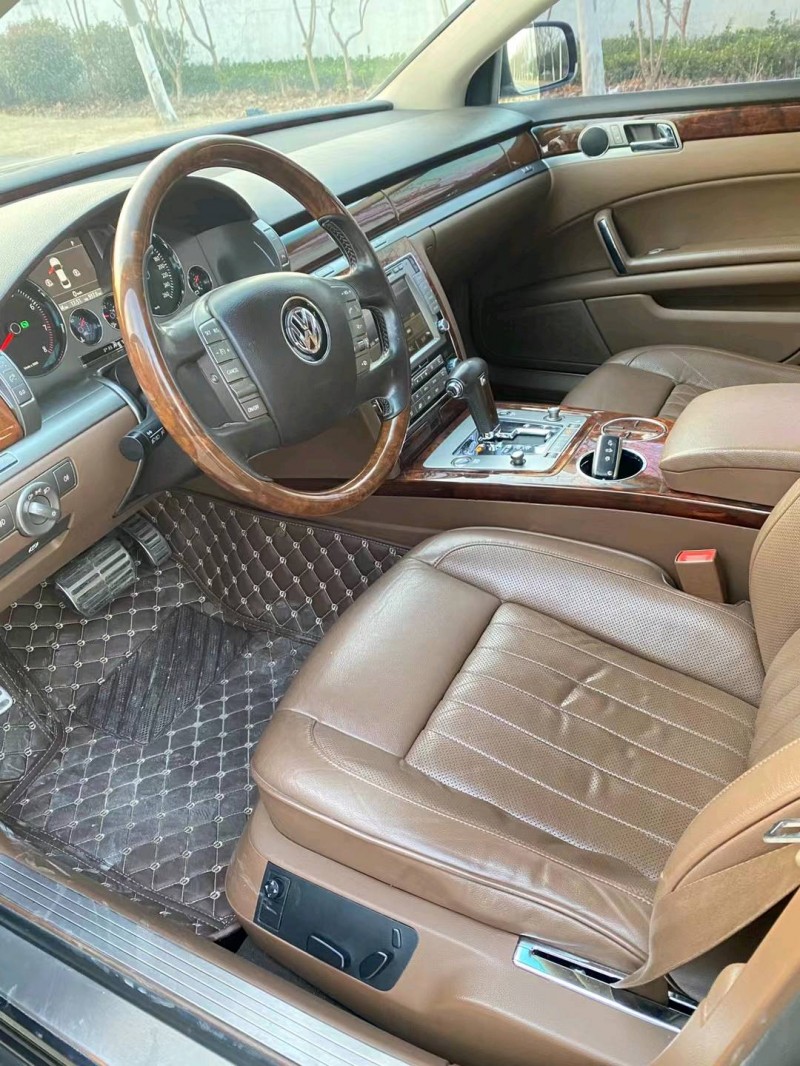 徐州13年大众辉腾6