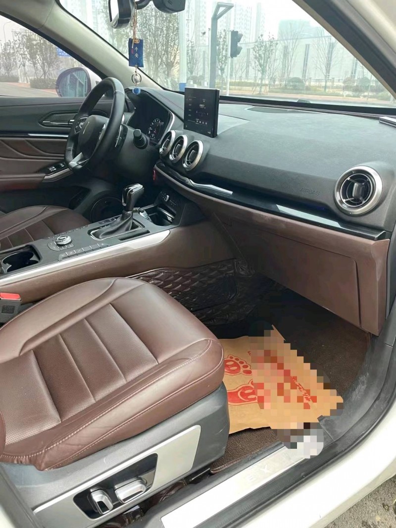 徐州17年長城汽車WEY VV55
