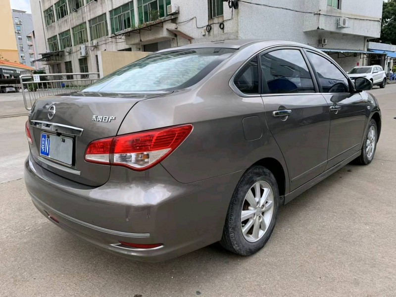 中山14年日產軒逸5