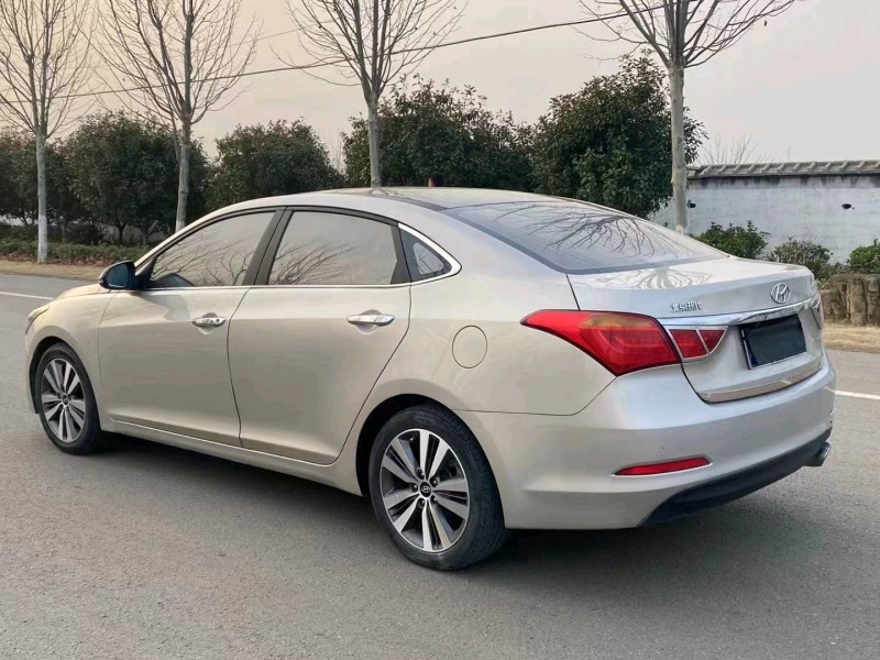 徐州16年现代名图8