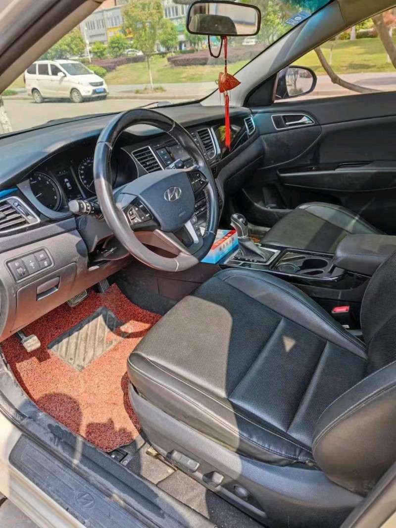 北京14年现代名图7