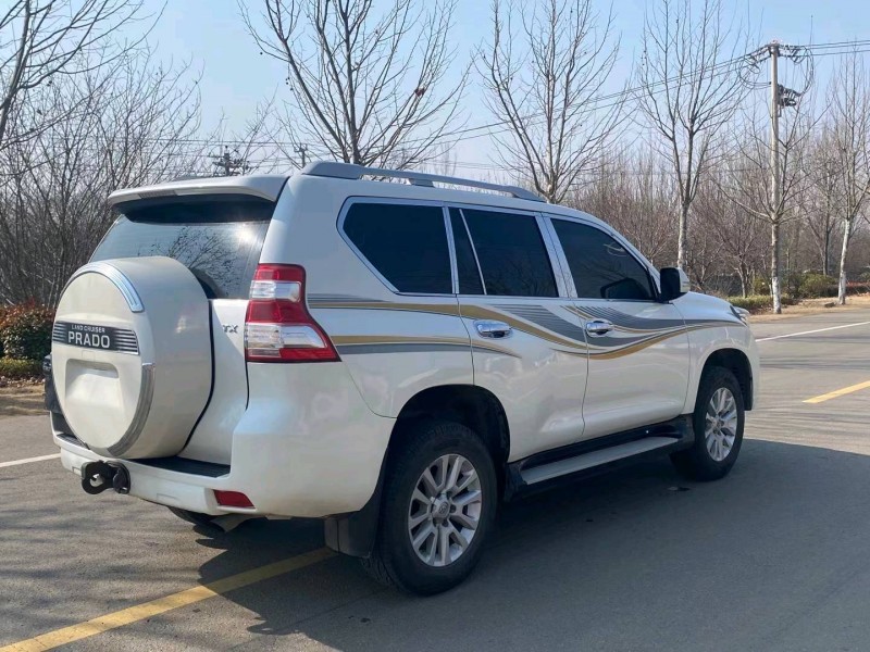 徐州17年丰田普拉多9