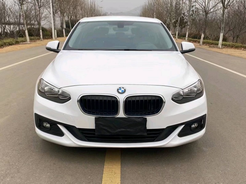 徐州17年宝马1系9