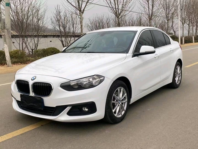 徐州17年宝马1系7