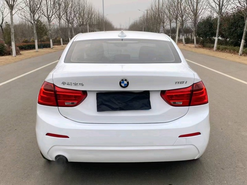 徐州17年宝马1系3