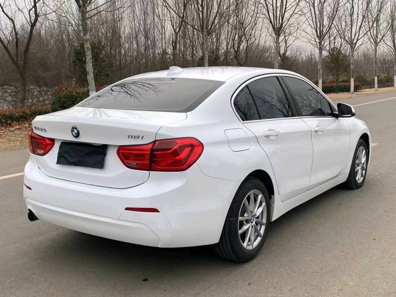 徐州17年宝马1系1