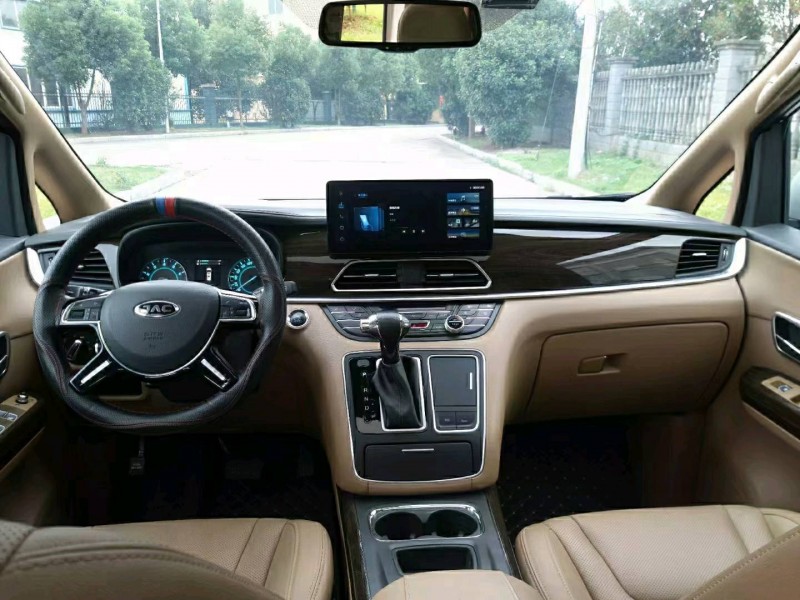 九江21年江淮IEV6S4