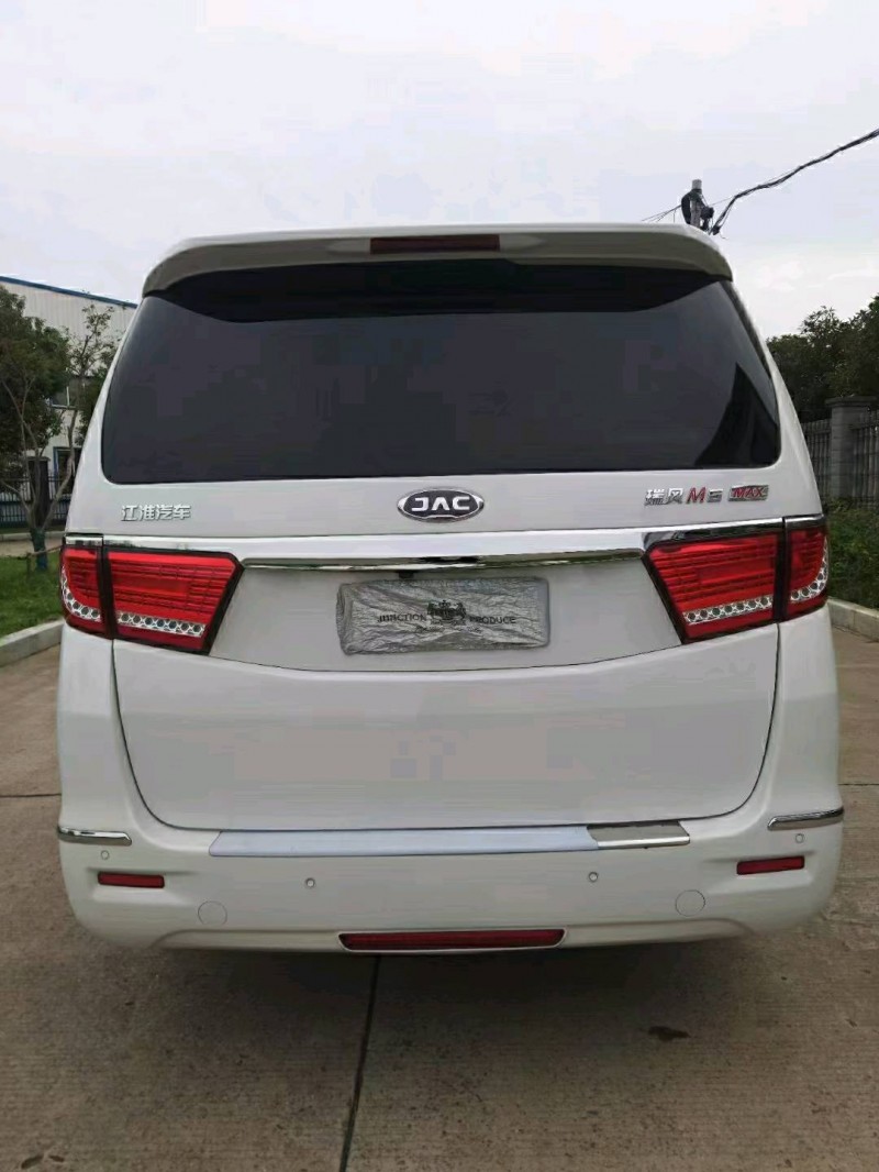 九江21年江淮IEV6S8