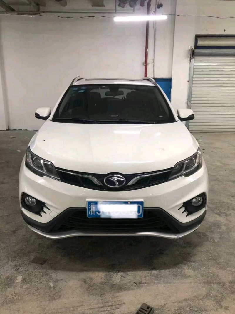 紹興17年東南汽車DX31