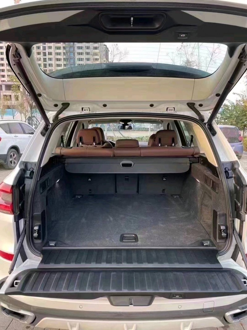 北京19年宝马X56