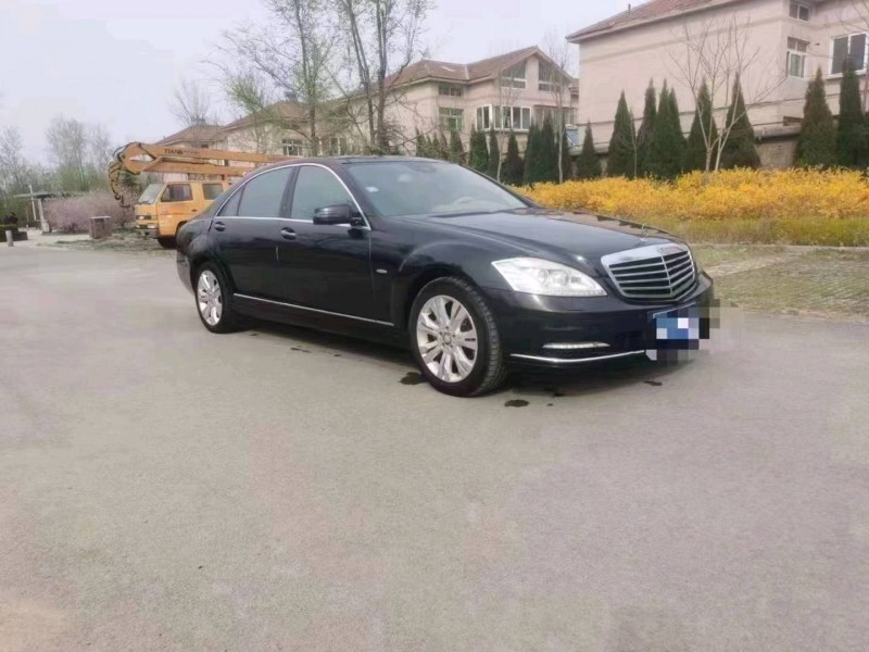 北京12年奔驰S8