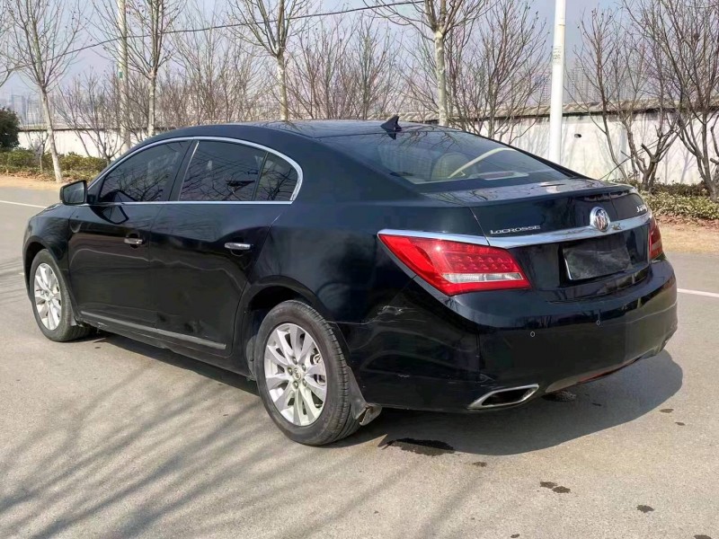 徐州15年别克君越8