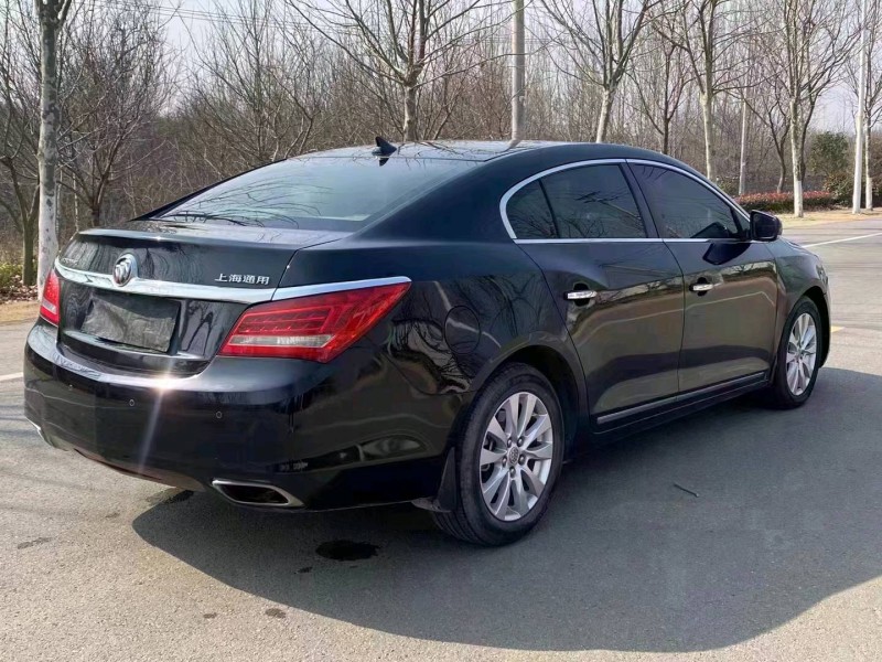 徐州15年别克君越9