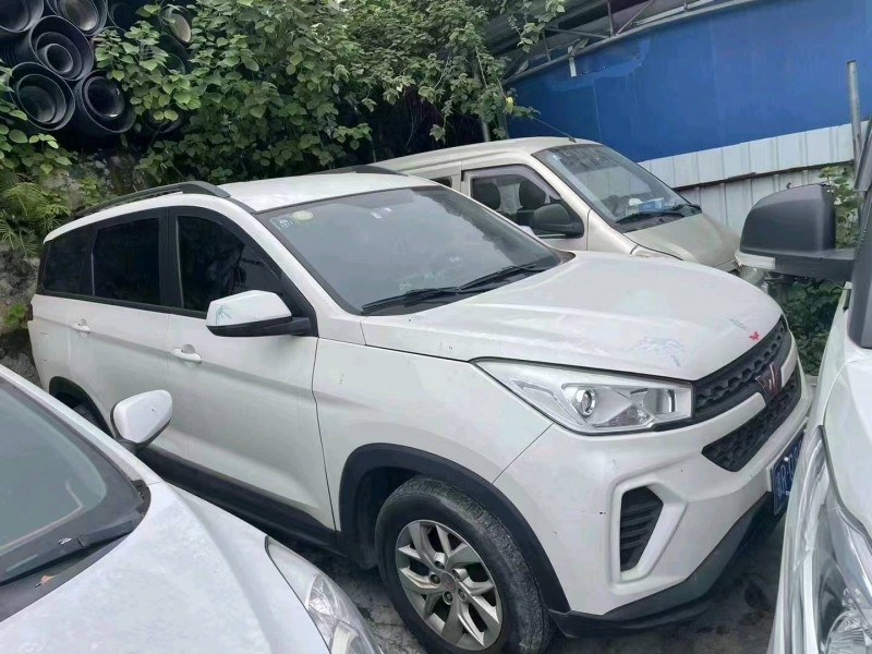 珠海19年五菱汽車宏光S31