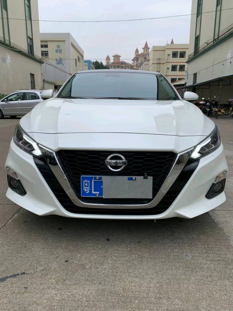 中山21年日產天籟1