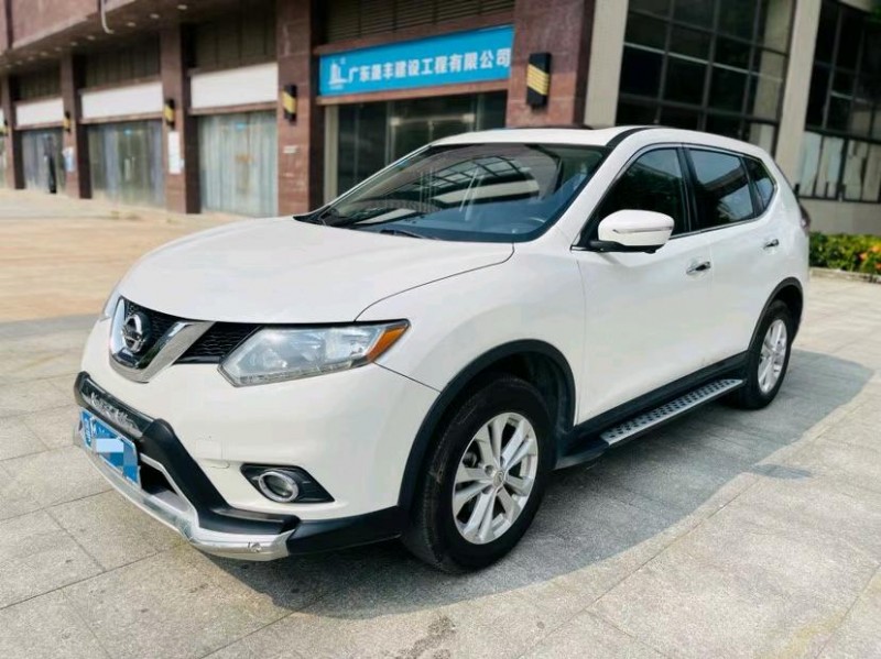 東莞17年日產奇駿2