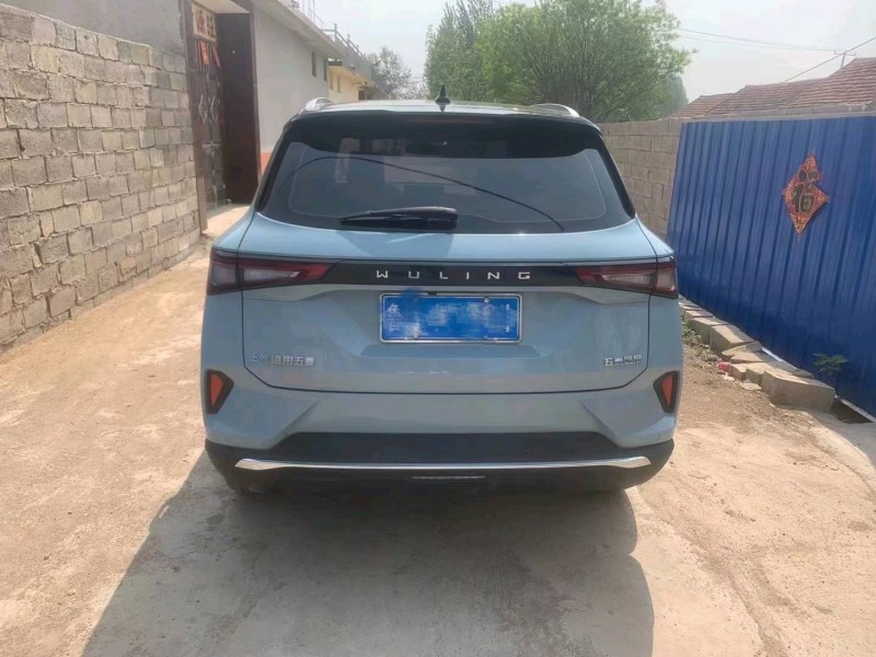 北京21年五菱汽車星辰9
