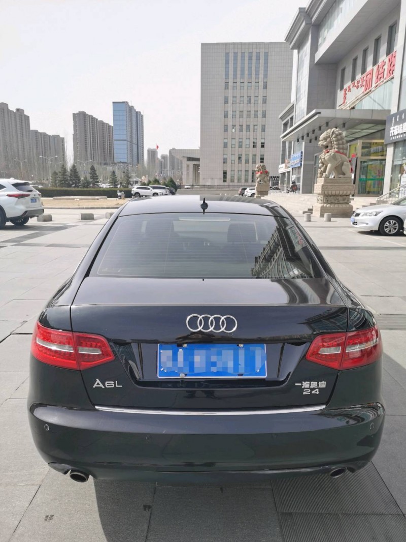 鄂爾多斯12年奧迪A6L4