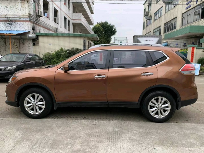 中山14年日產奇駿3